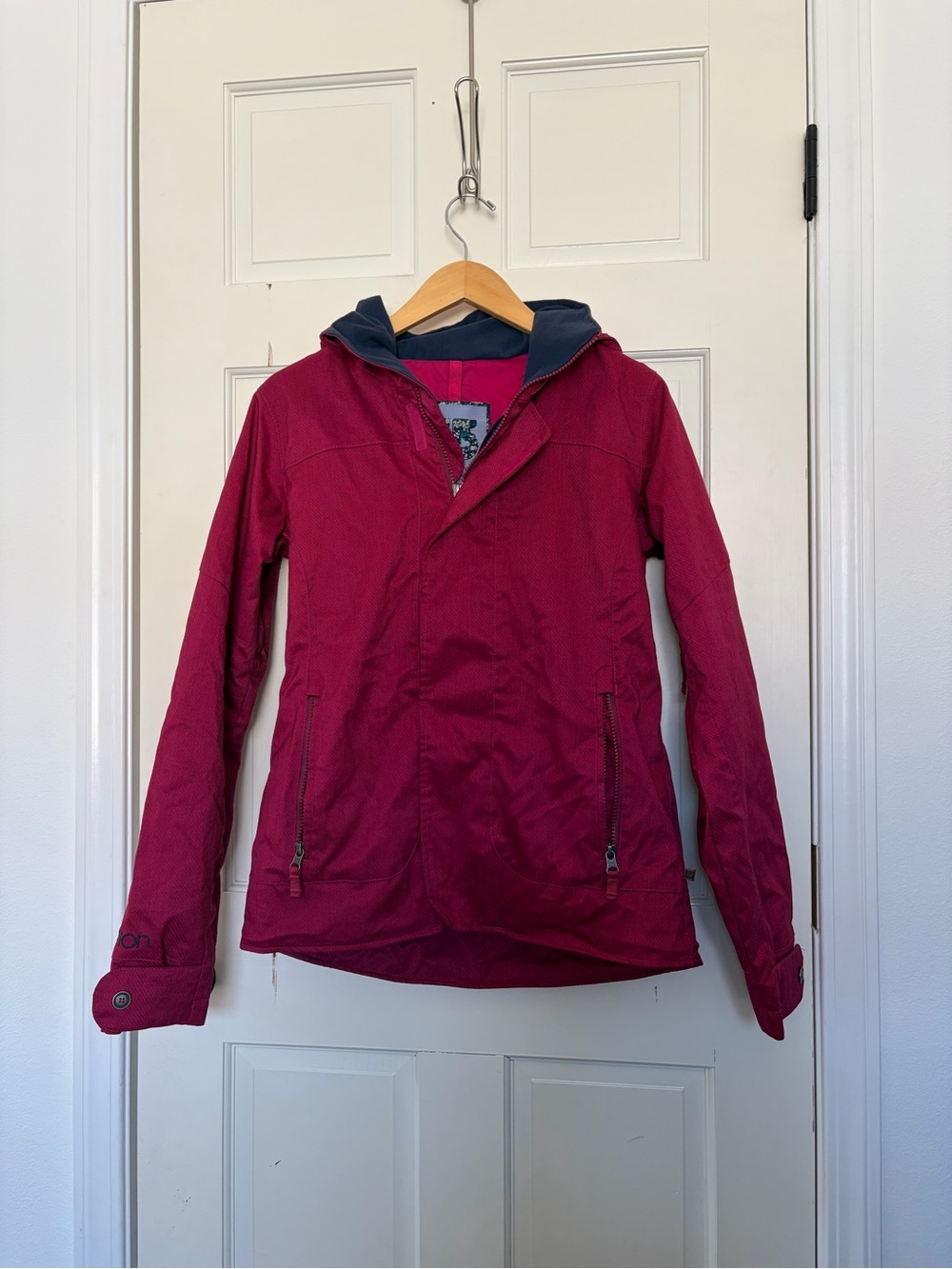 Burton Women's Ski Jacket in Burgundy with Hood